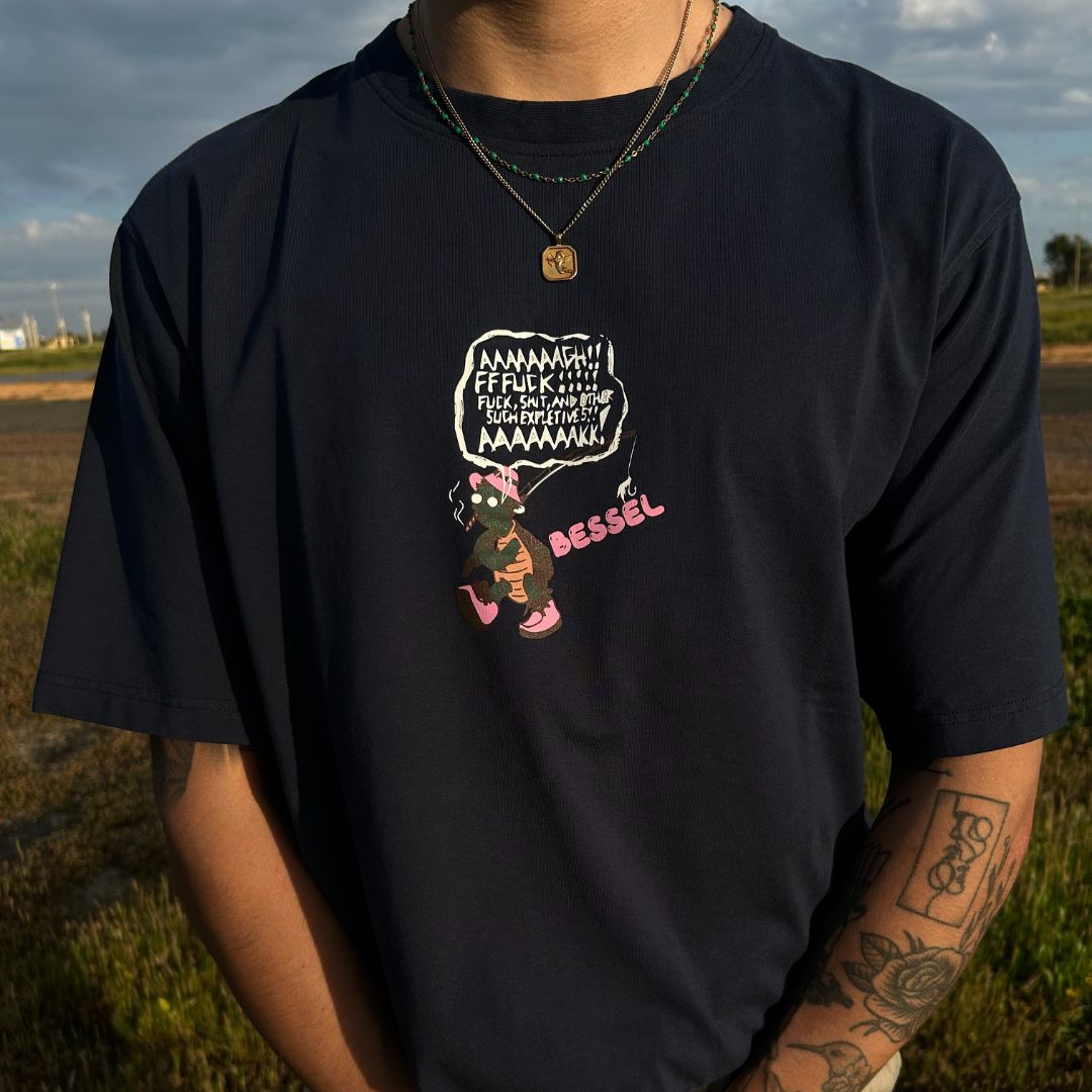 CRAZY TORTLE TEE NAVY