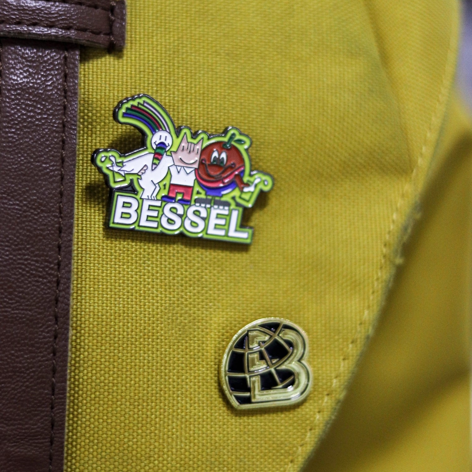 Mascots Pins | Bessel